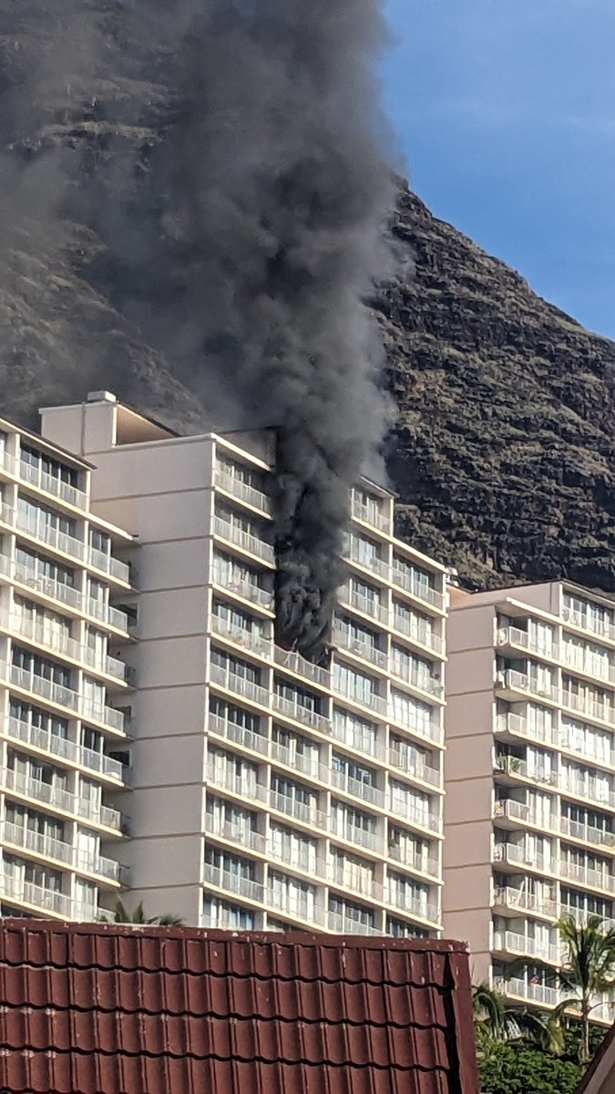 The Honolulu Fire Department is battling a building fire in Makaha